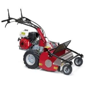 Roçadora de martelos Roteco TT75 com motor Honda GX270