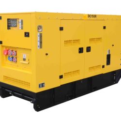 Gerador industrial 135 kVA Kompak motor Cummins silencioso